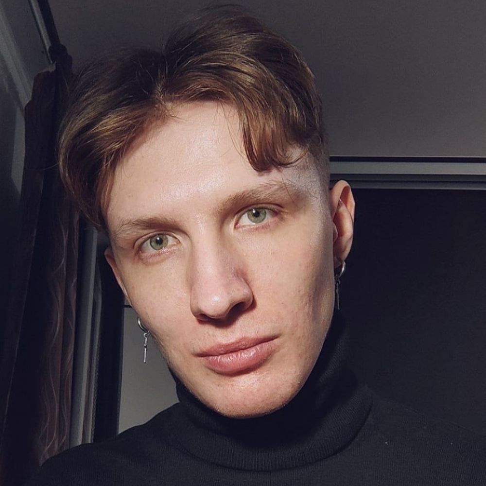 Andrew BAV