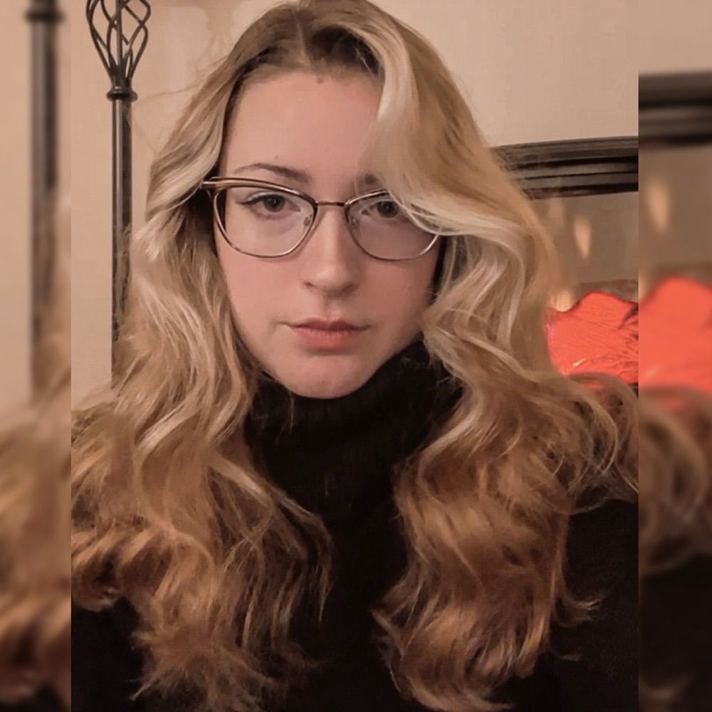 Emmy Rose