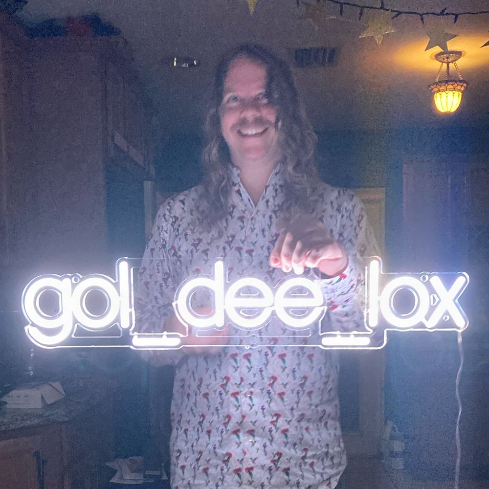 Gol_dee_lox