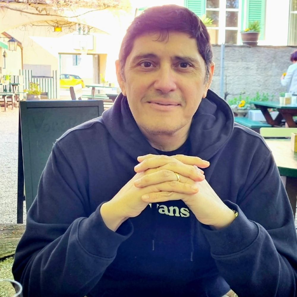 Javier Basulto