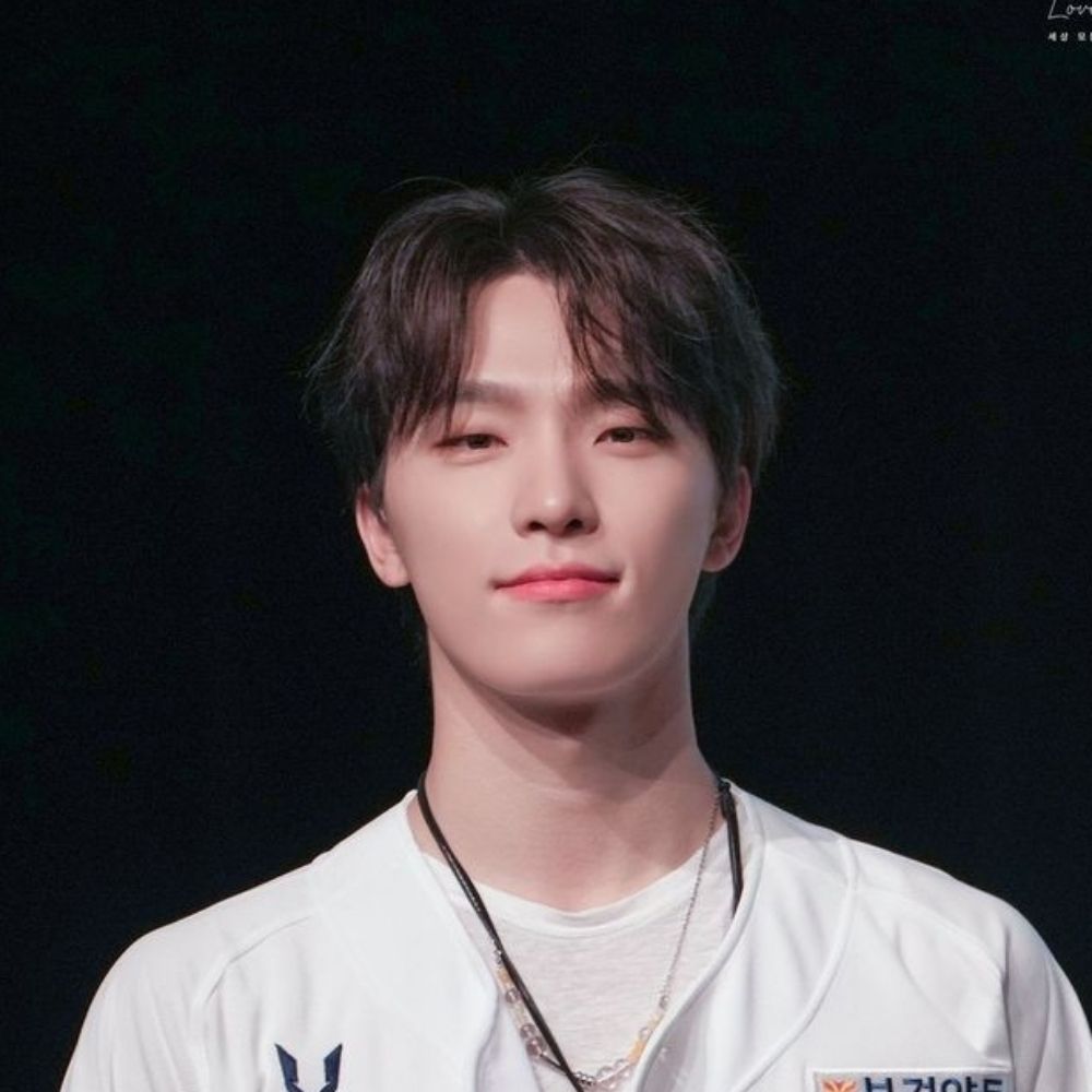 jú