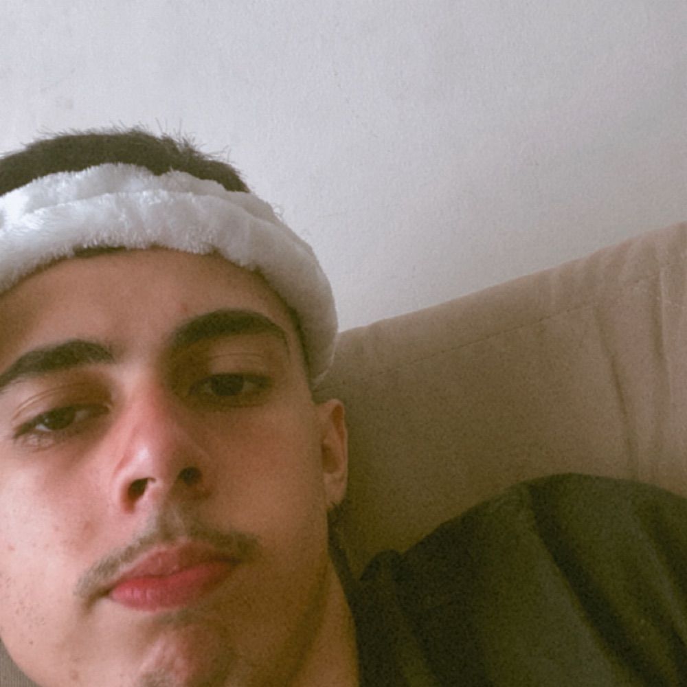 um matheus feliz