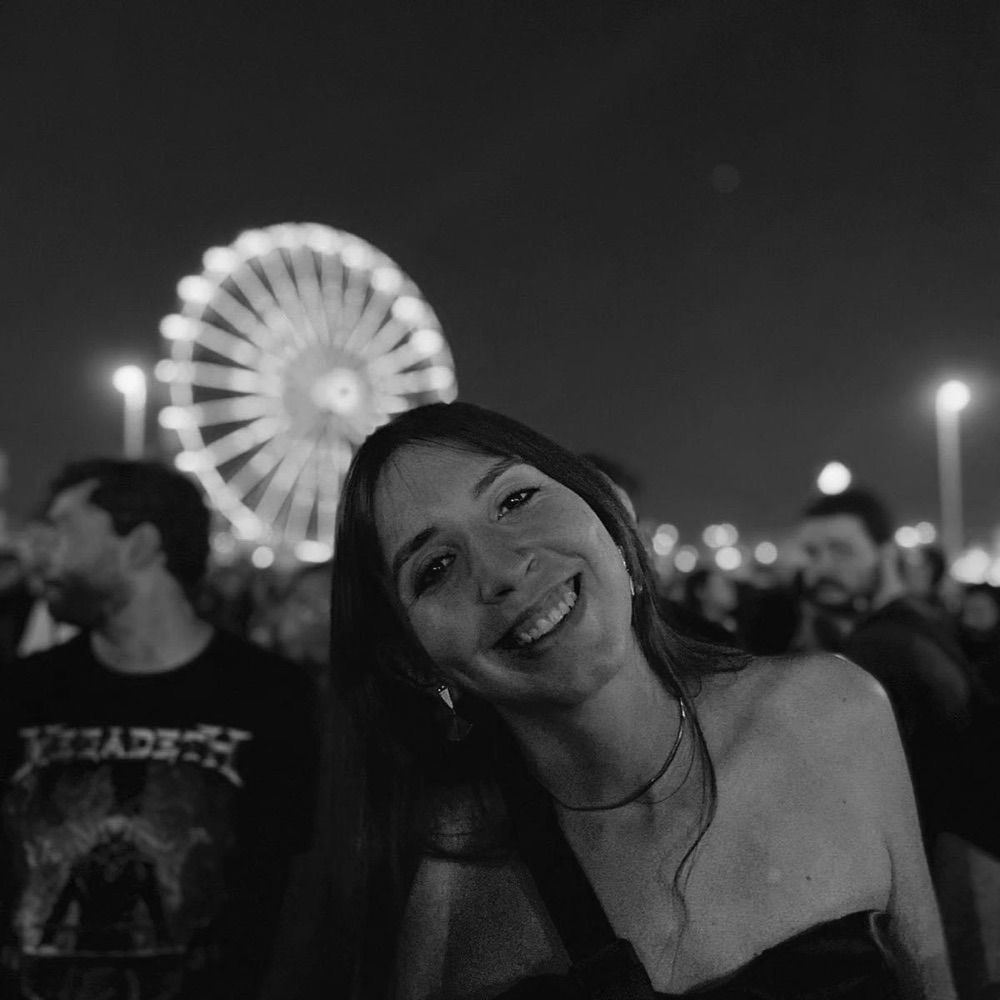 Caroline Cabral 