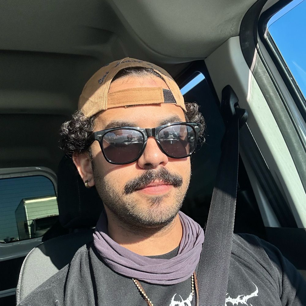 Radhi Fernández