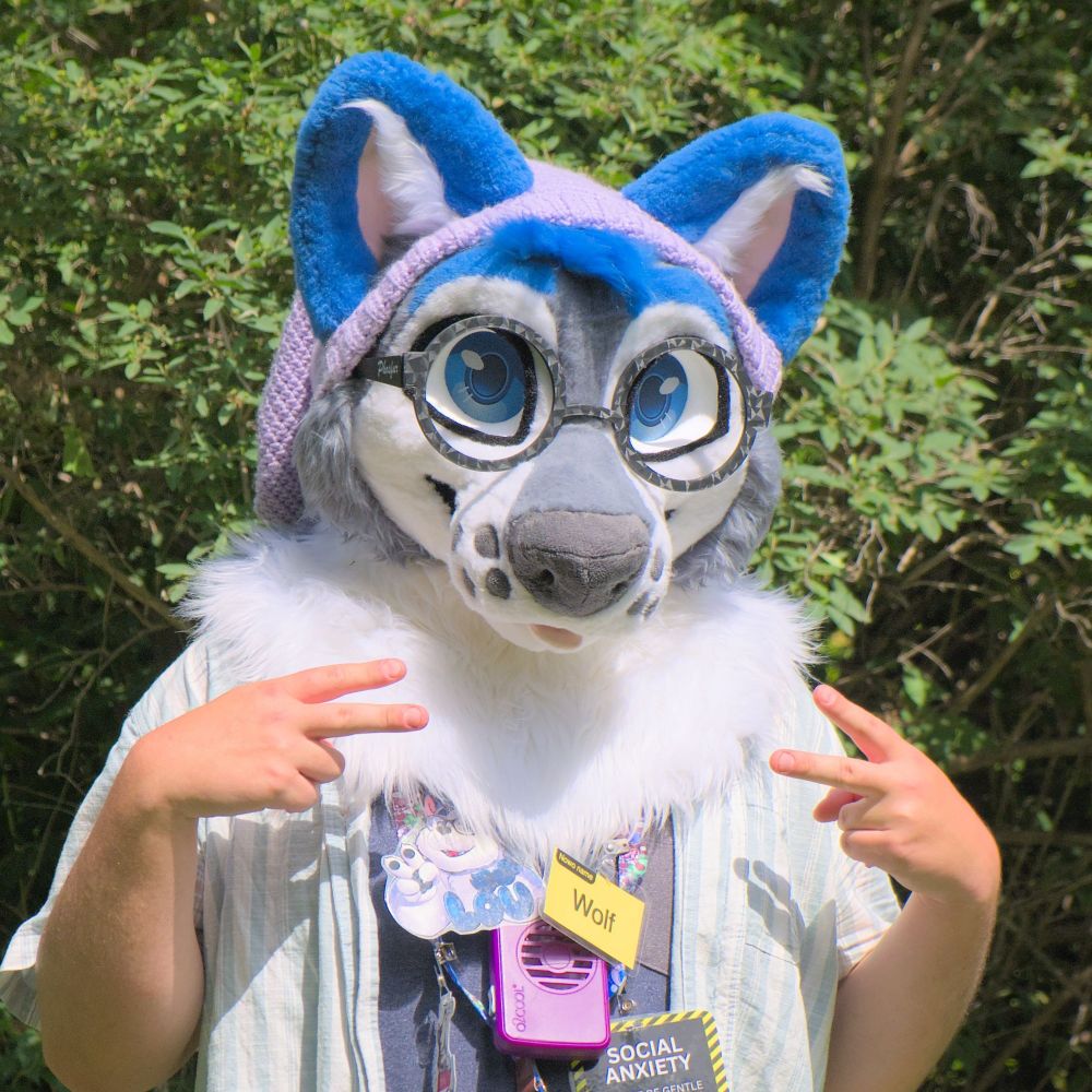lou🐺🔜camp feral❗