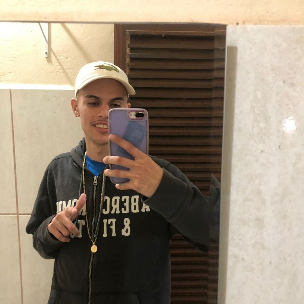 Leeo Mielle 