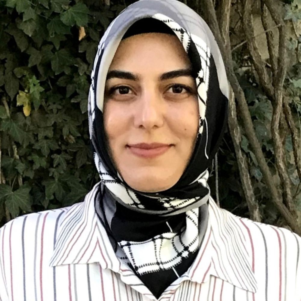 Ayşenur Ahsen