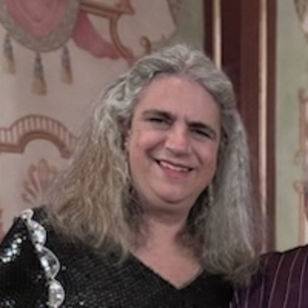 Carolyn Grant