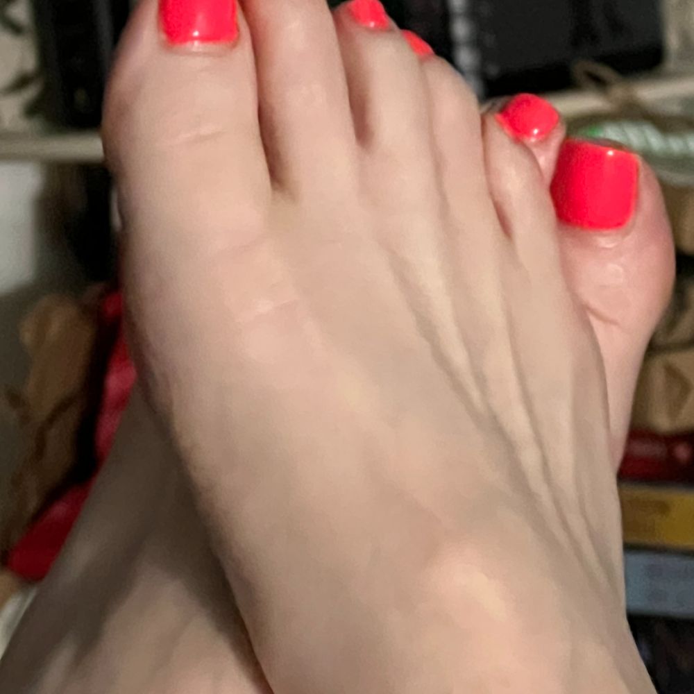 Lacey Sin