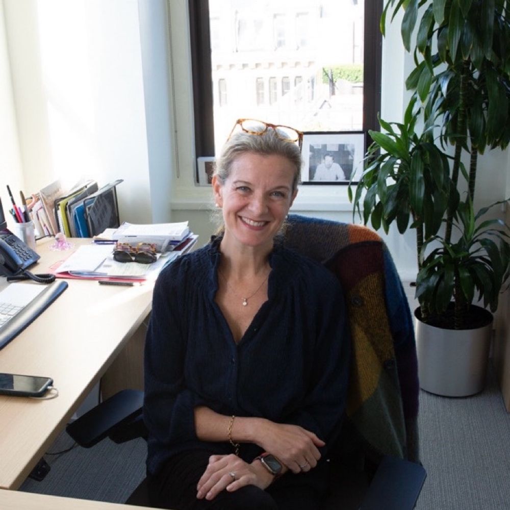 Kristin Leutwyler Ozelli