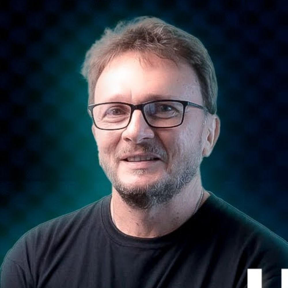 Hugo Goes