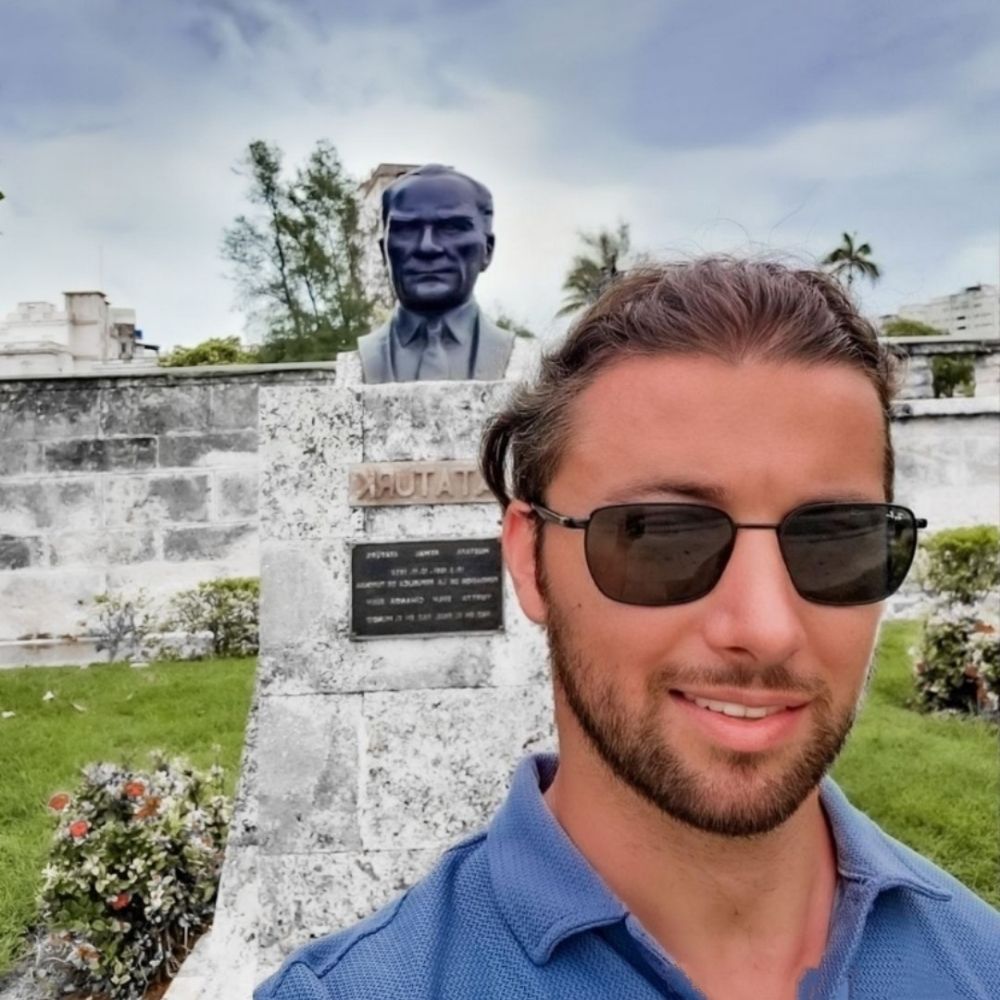 Shaeks (Sinan Önalan)