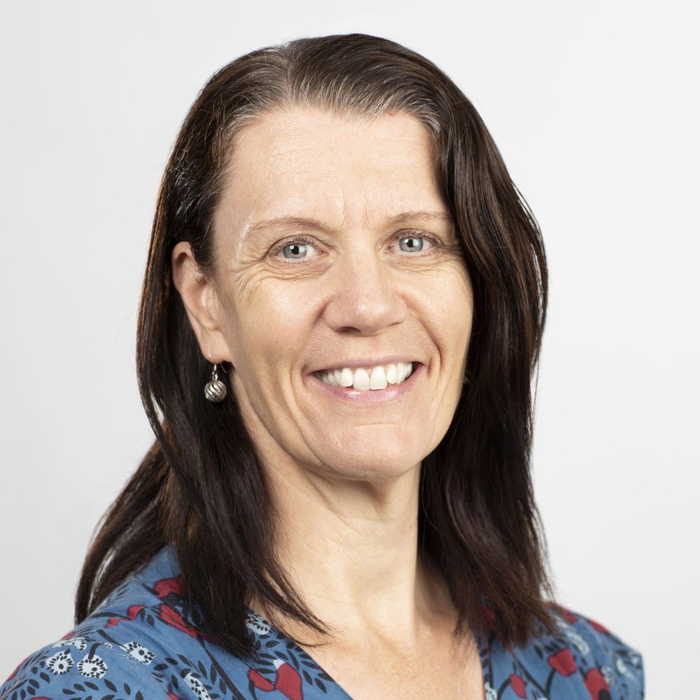 Dr Ann Livingstone