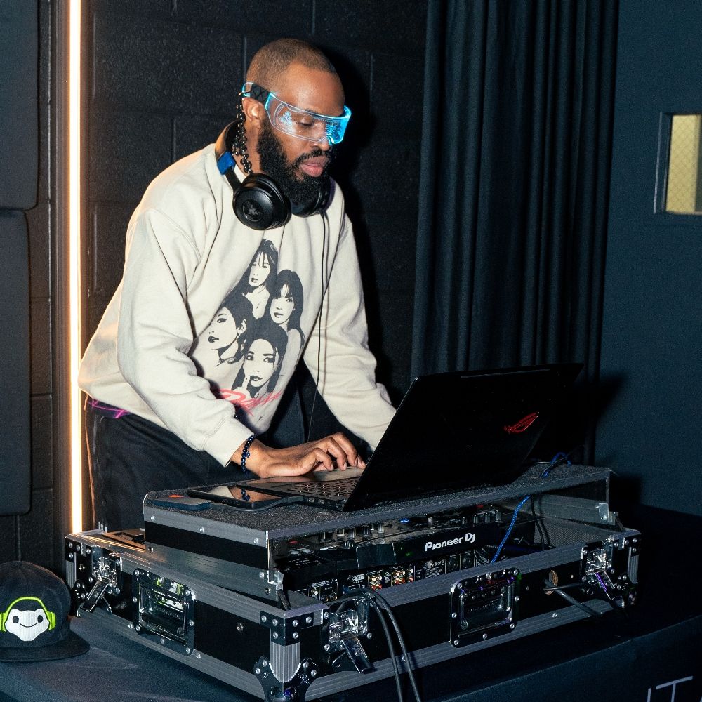 djSOUTA