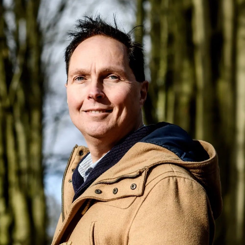 Ⓥ Marco van der Wel 🐝