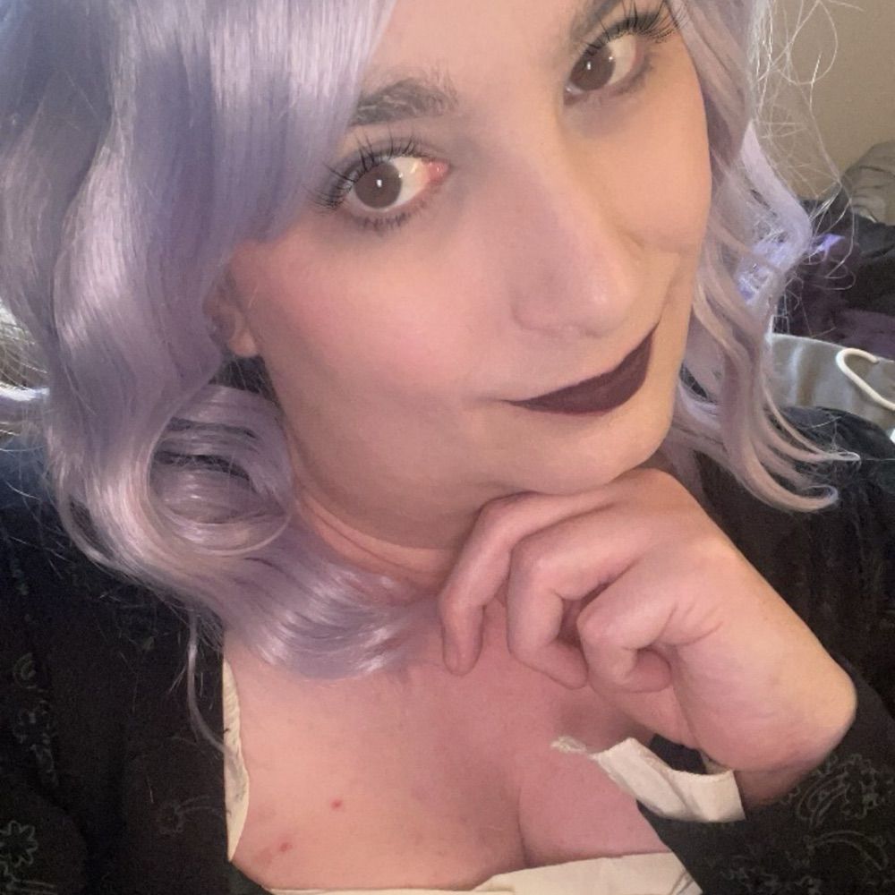 Robin Schadel (She/Her)