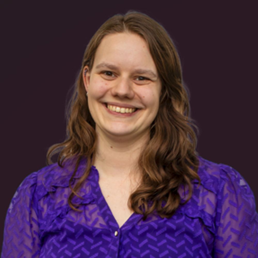 Diana Hofman, PhD candidate 🐠🦴🌈