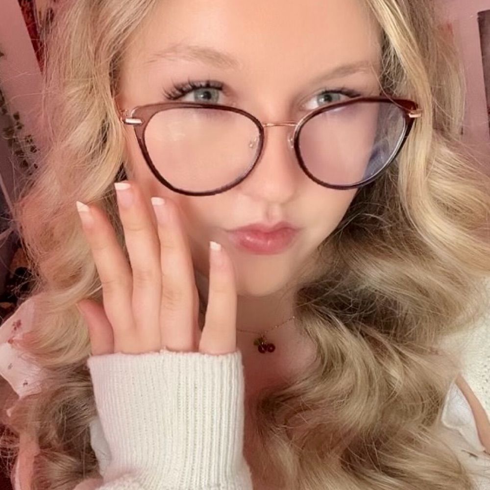 𝐚𝐧𝐧𝐢𝐞 🦌🌿
