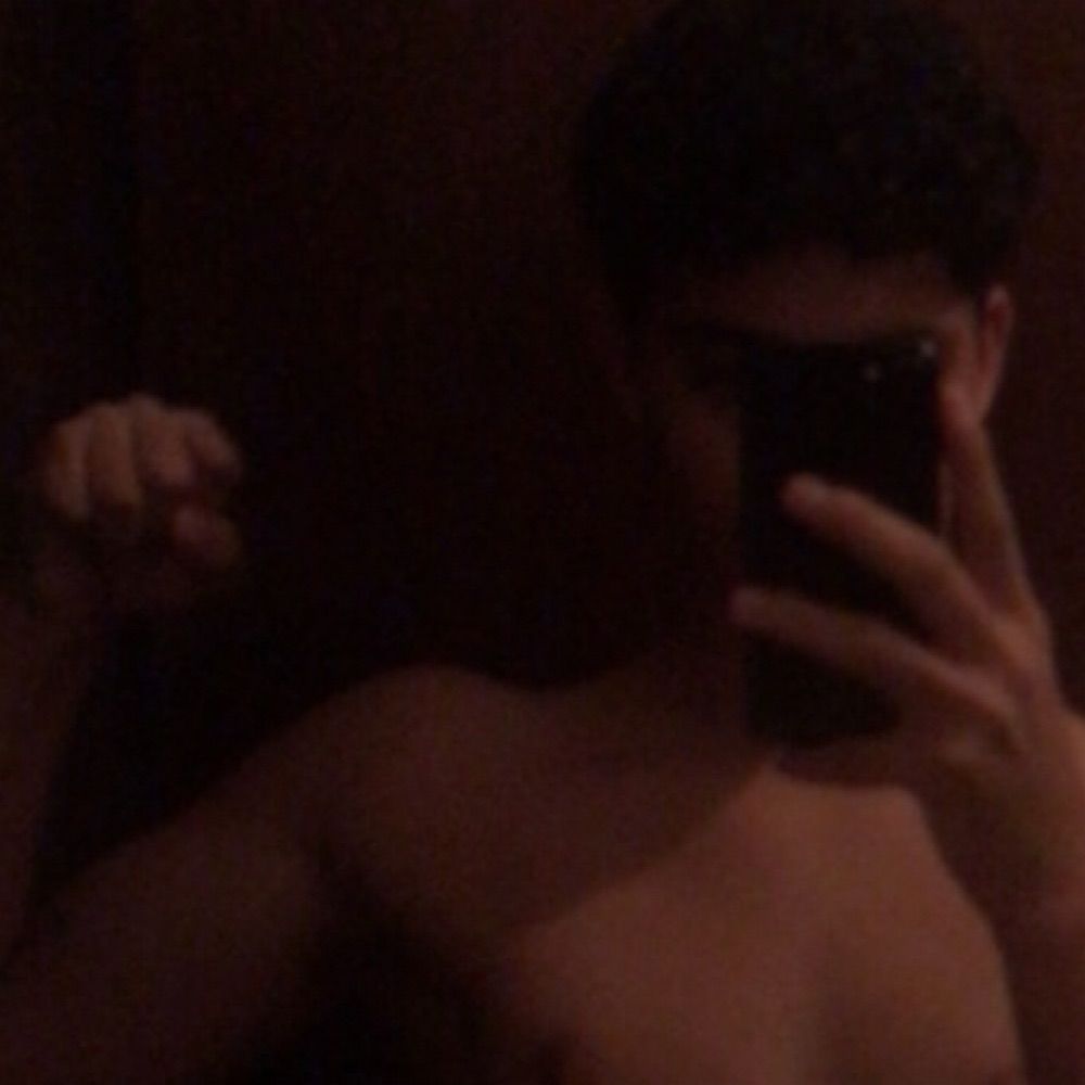 😼