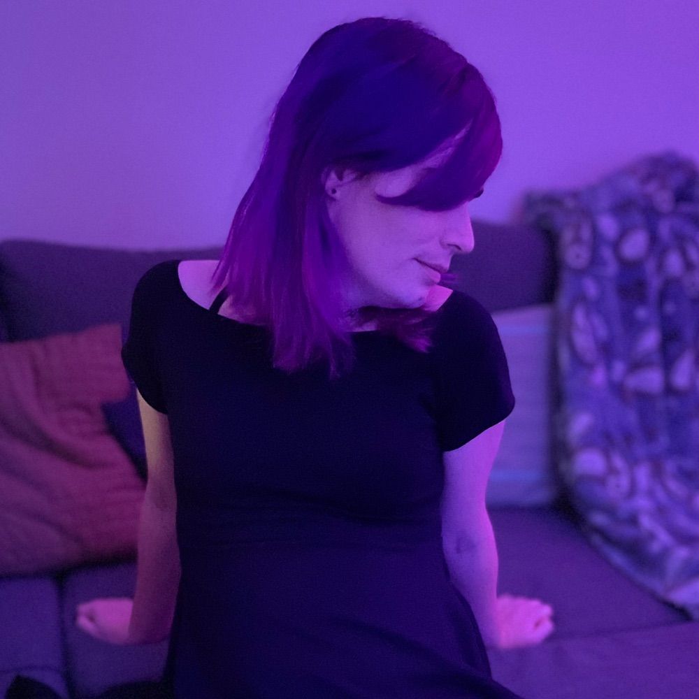 SapphicGothSlut