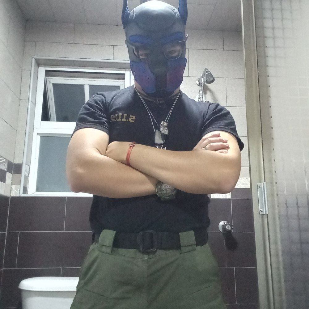 Pup/furry Tobi Demox Flox