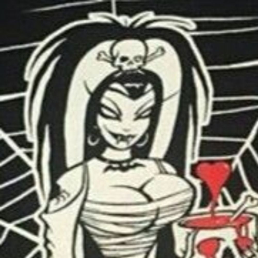 lewis ˖°🦇 ࣪♱ (elias's husband & wife)