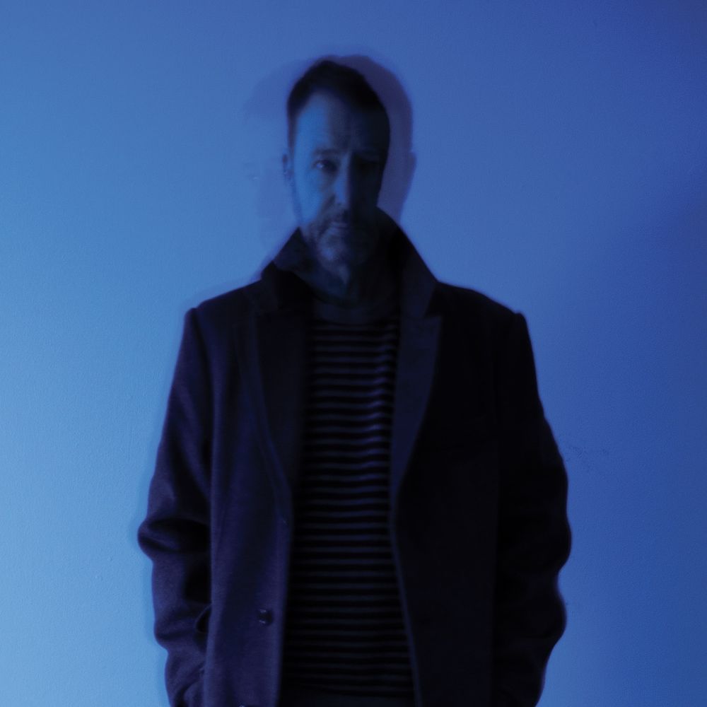 WHITEWAITS (Rob Rowe)