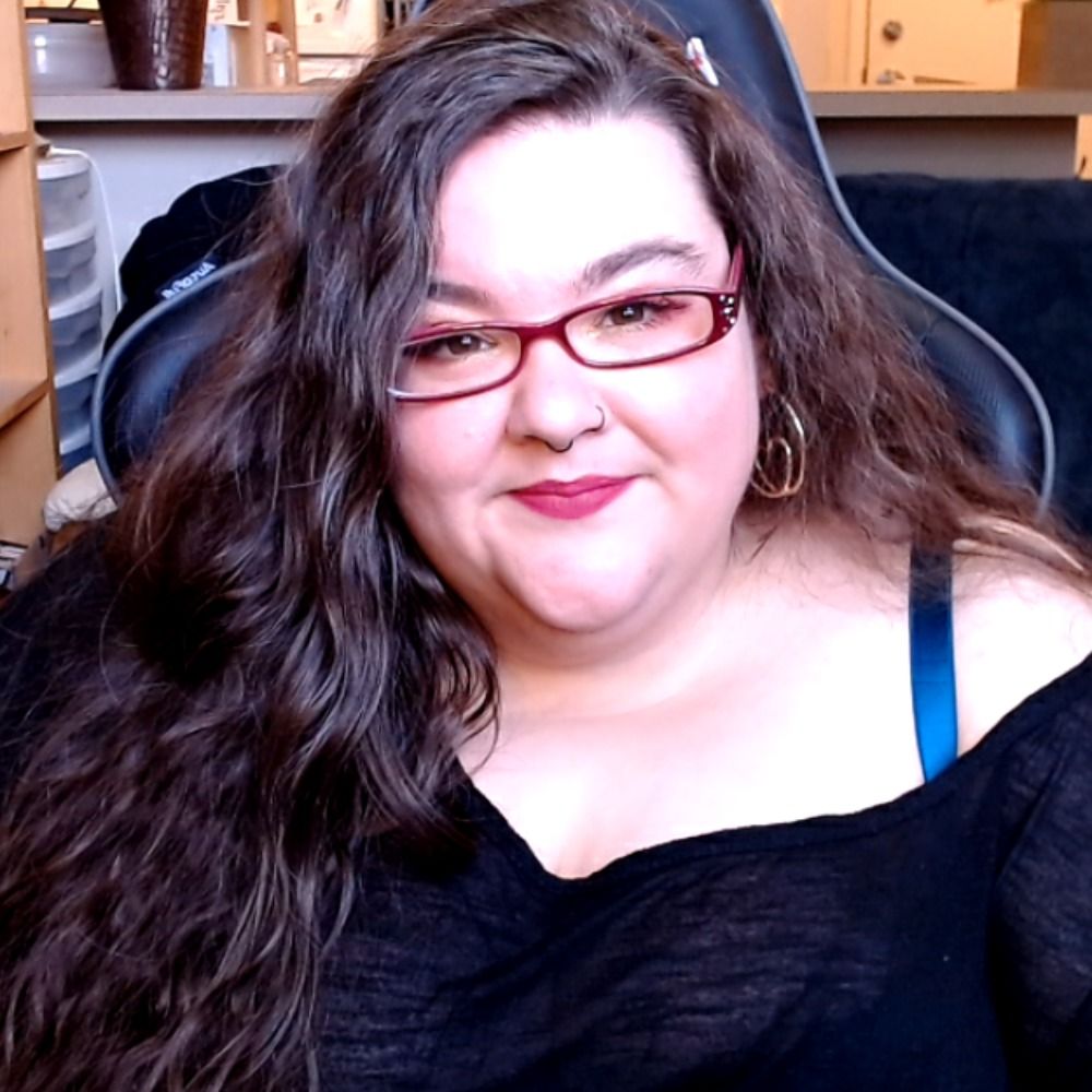 Gemma Gee (She/Her) 💎 🌺