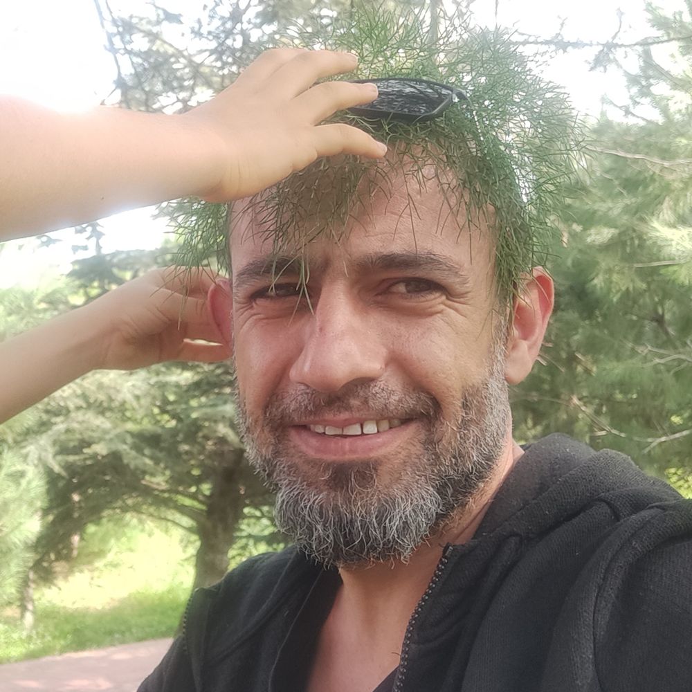 Ayhan Mengüş