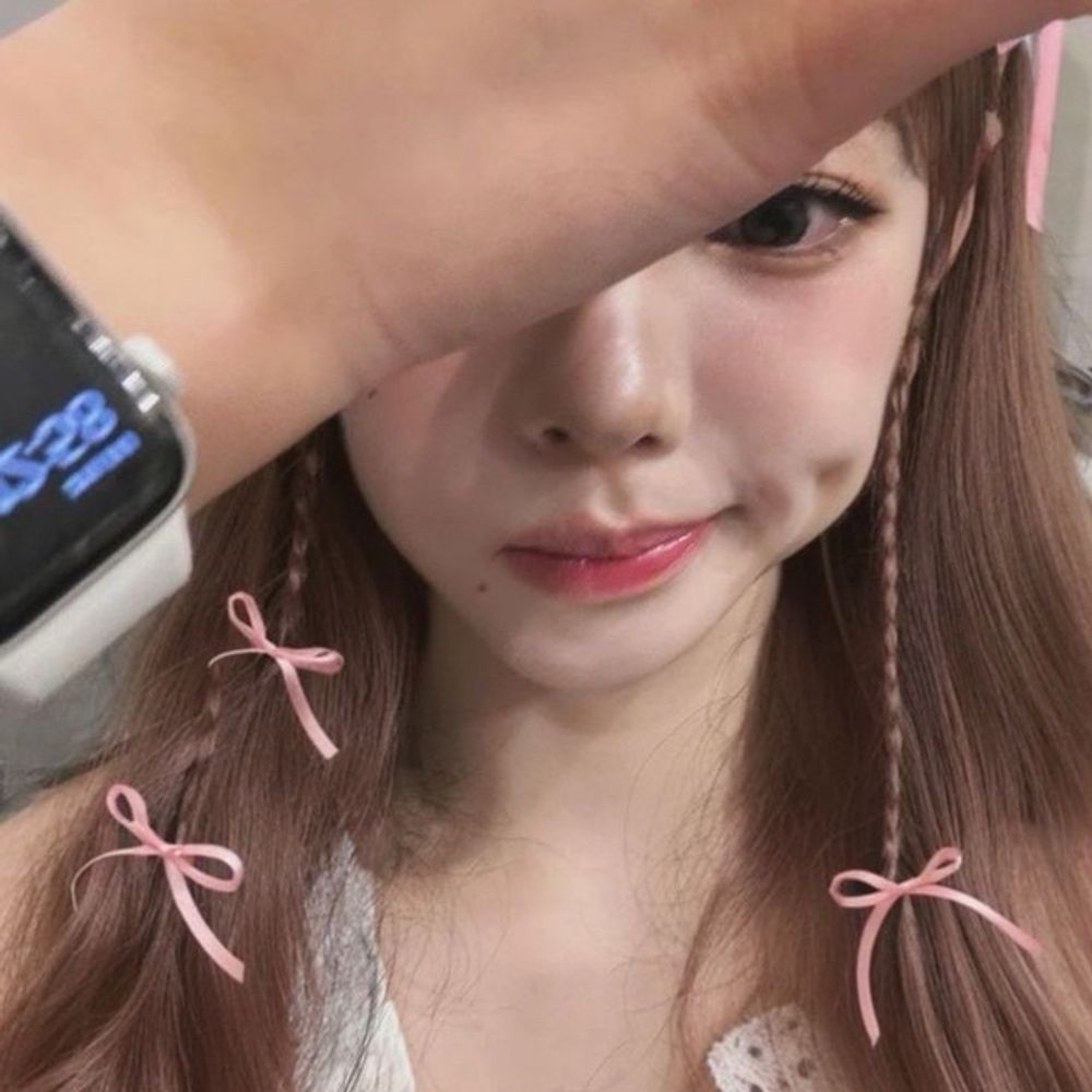 ✿ 주방: “ shenina, emily! “