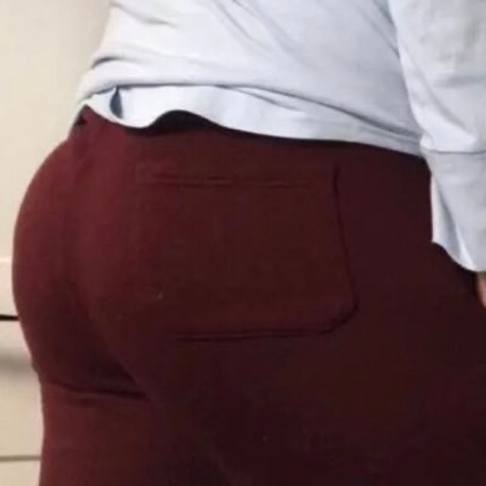 🏳️‍🌈🍑