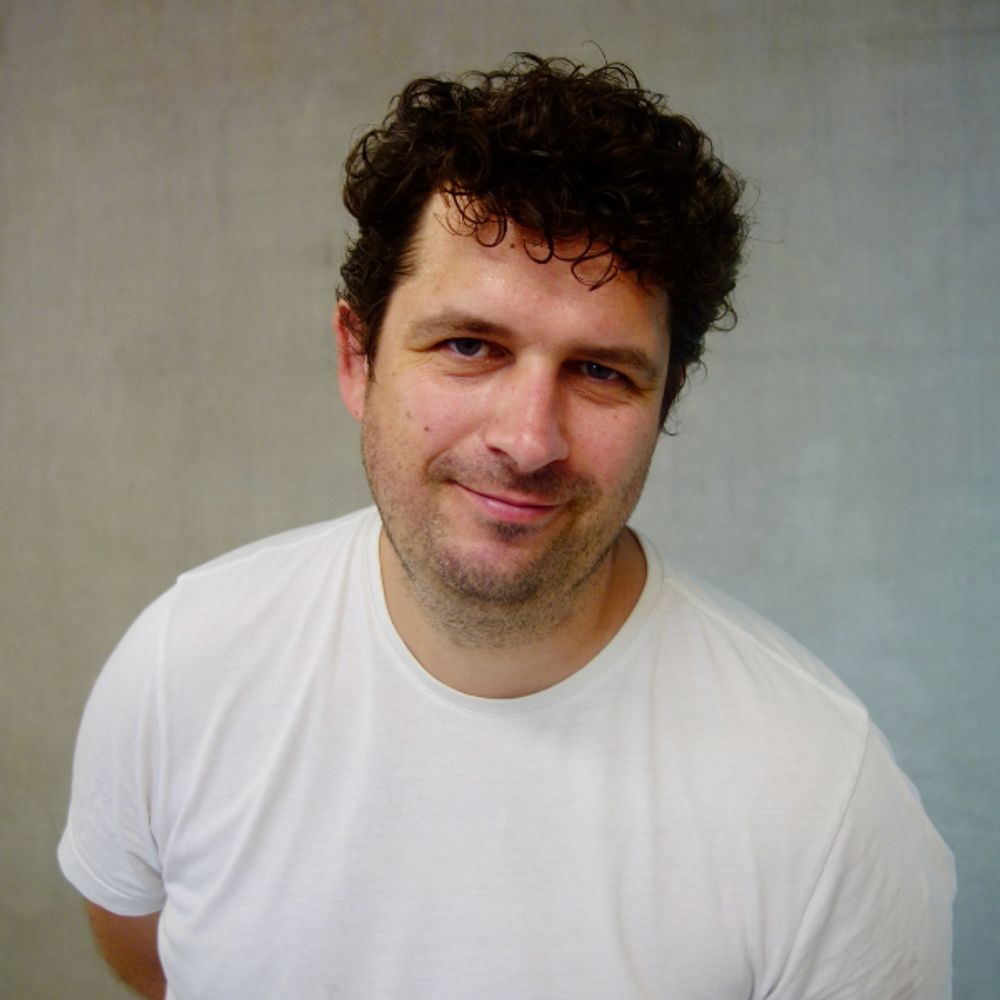 Jona Hoier