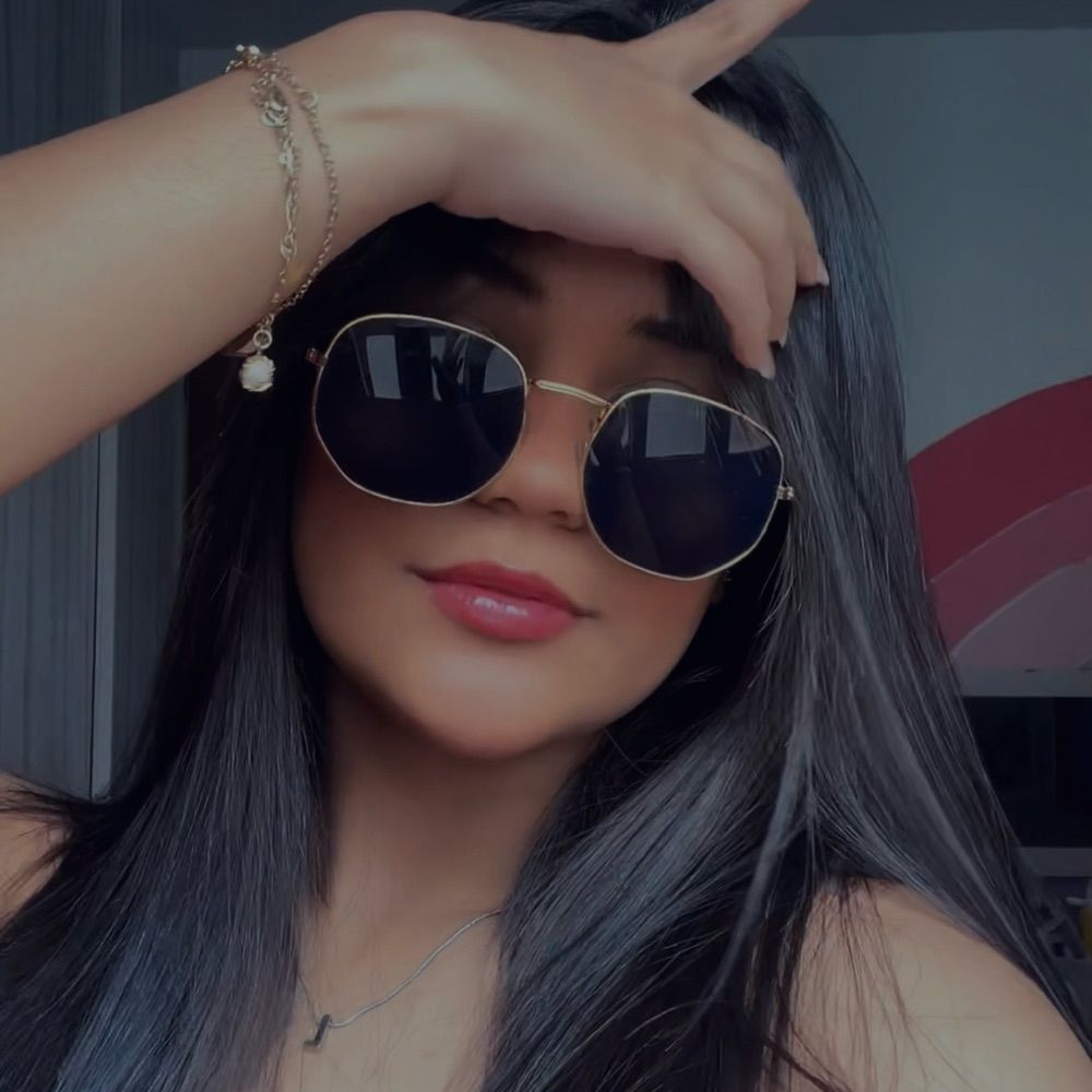 Laurinha 🤍