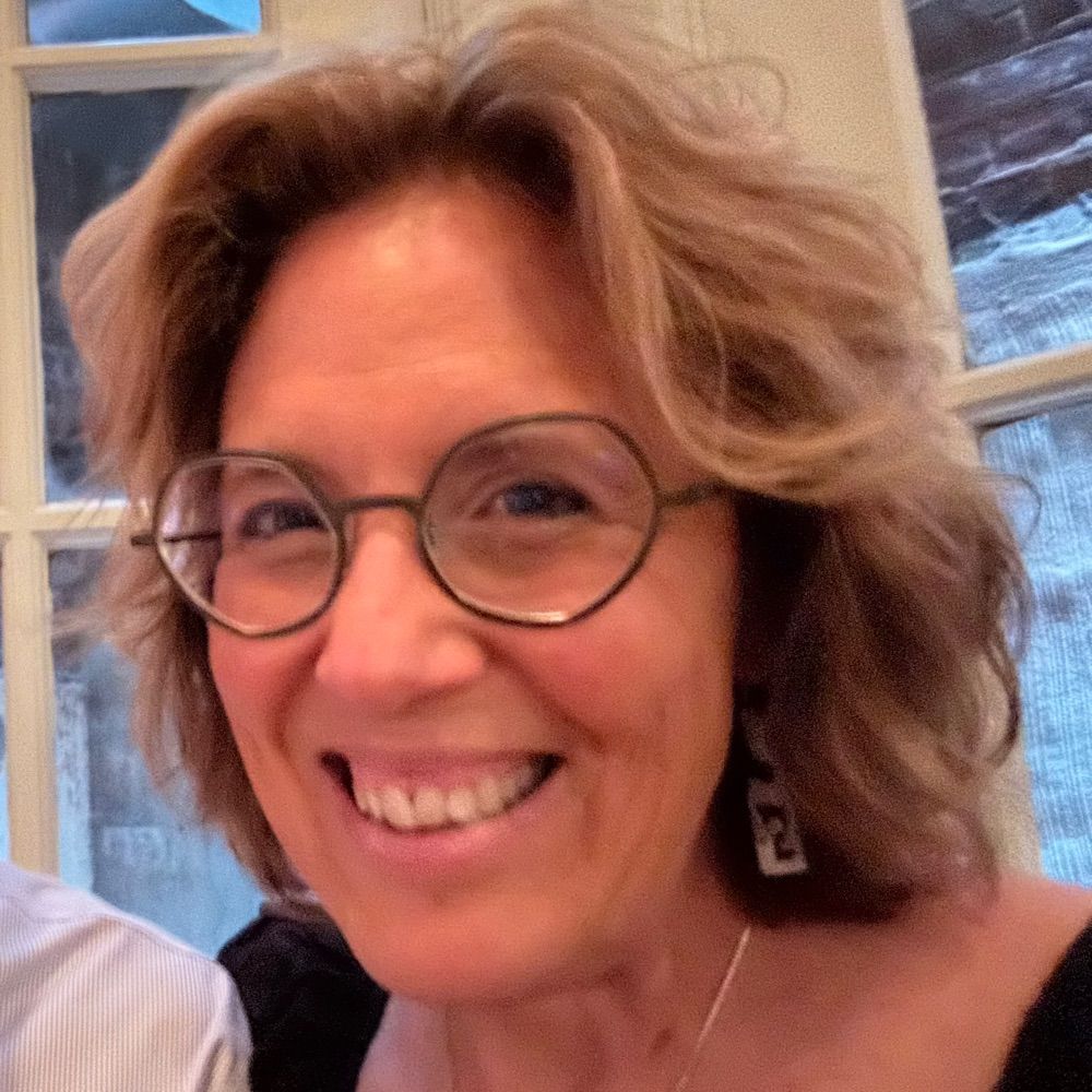 Stephanie McClellan