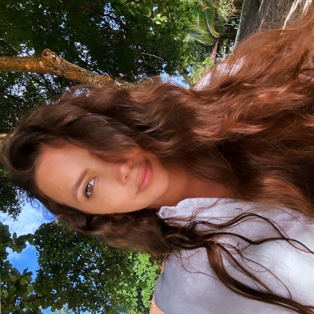 Taís Pimi 