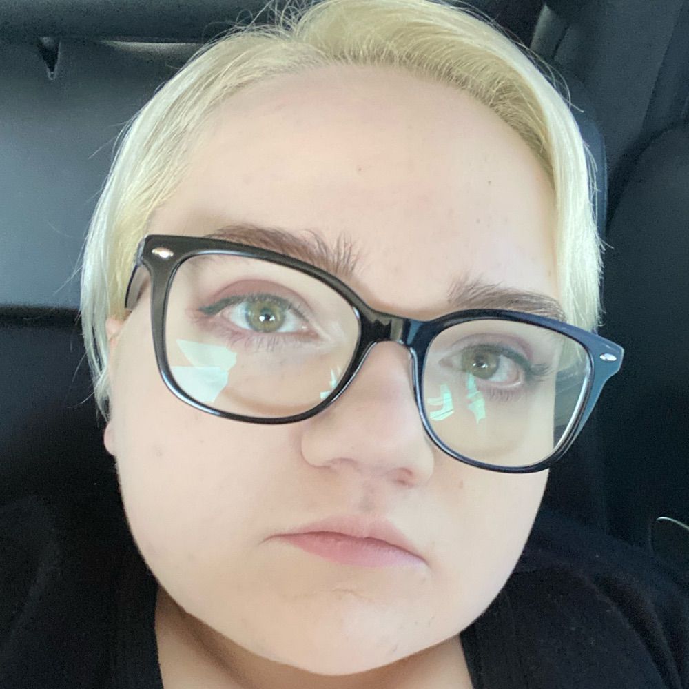 AwkwardRobot (Mikaela)