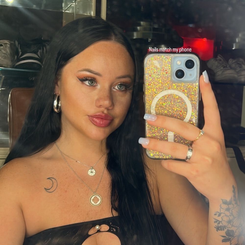 Madalina Moon🌙