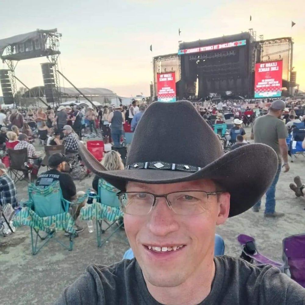 drkavarga.bsky.social