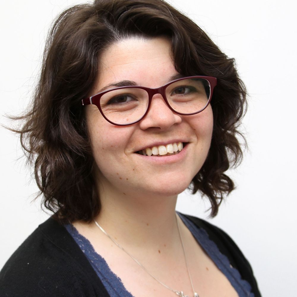 Dr Emma Shuttleworth 