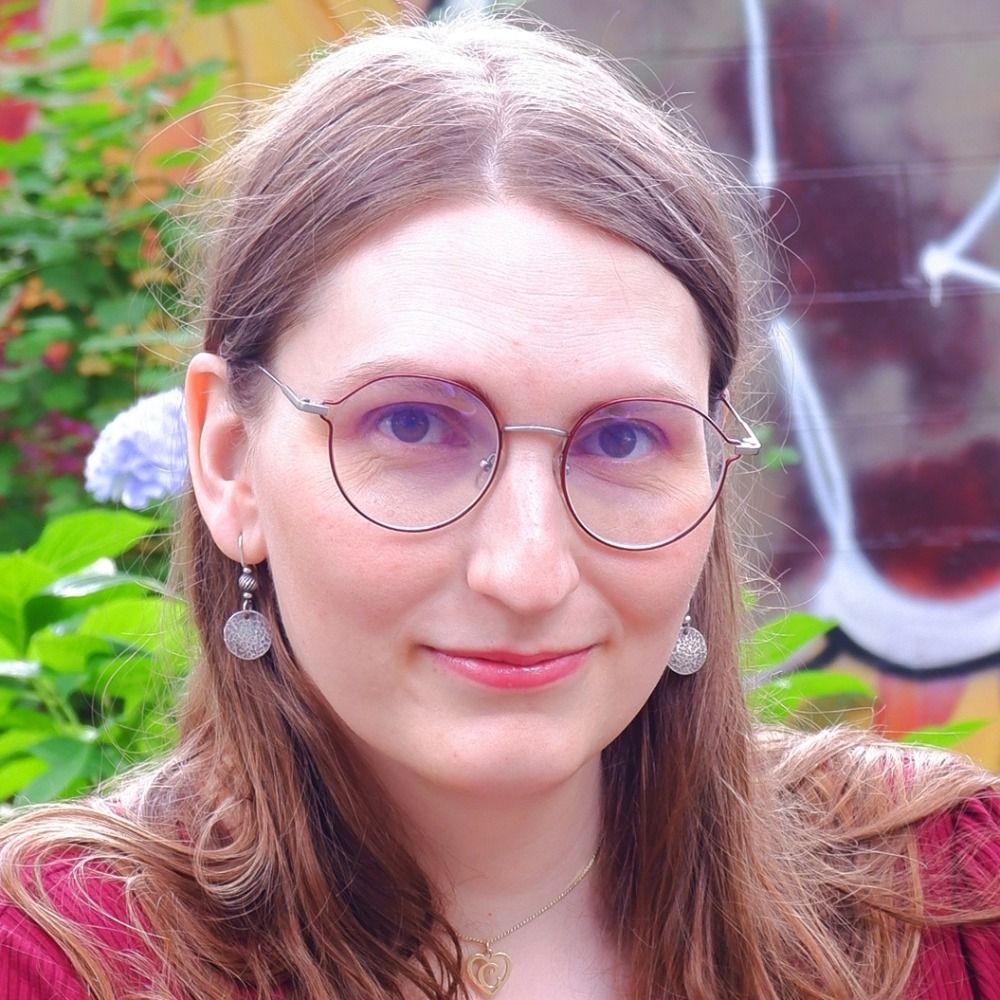 Claris Cyarron
