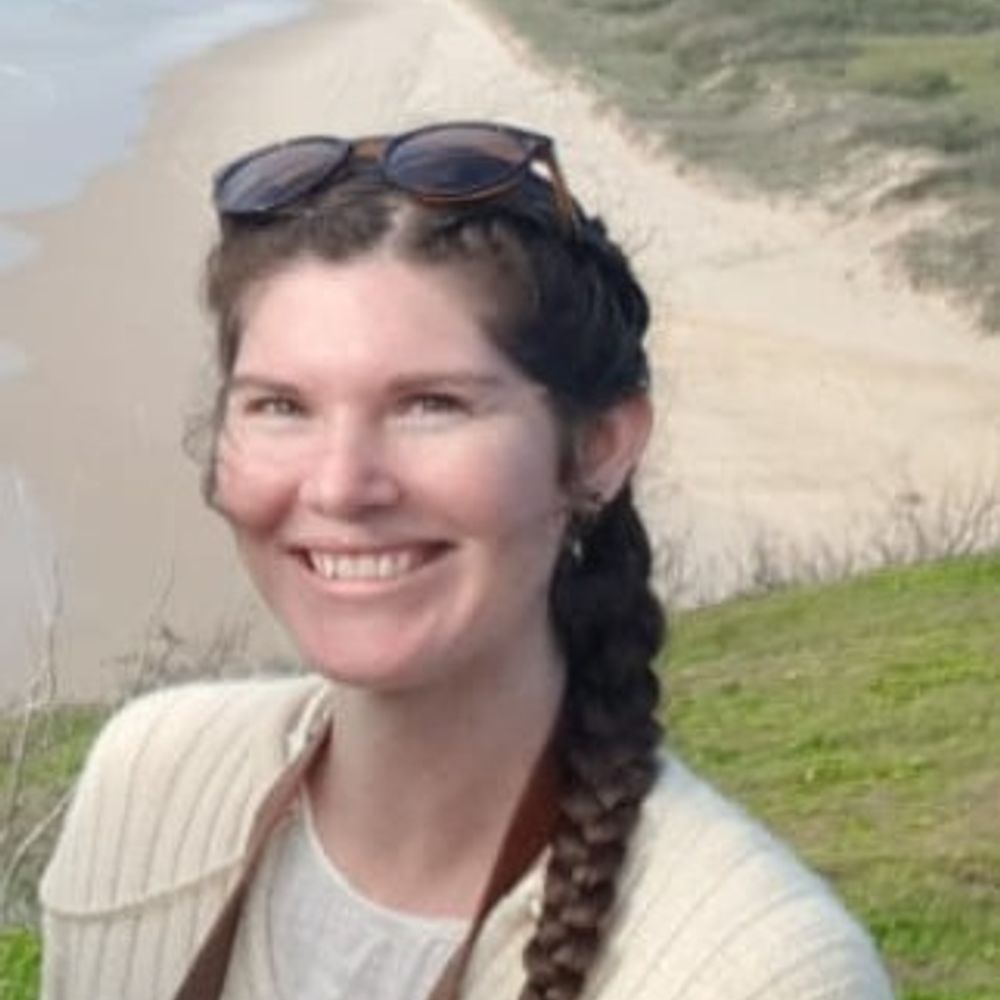 Dr Chantelle Bayes