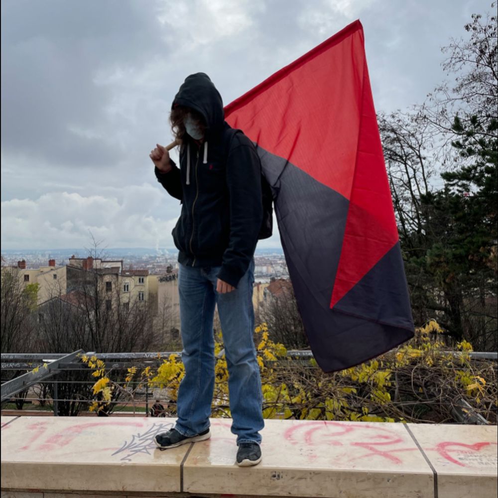 random antifa grenoblois