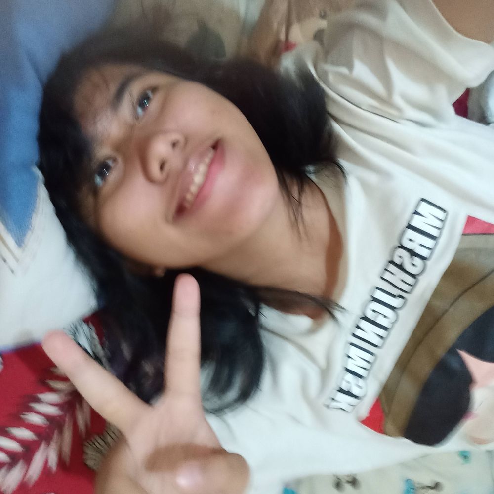 Hanju<⁠(⁠￣⁠︶⁠￣⁠)⁠>