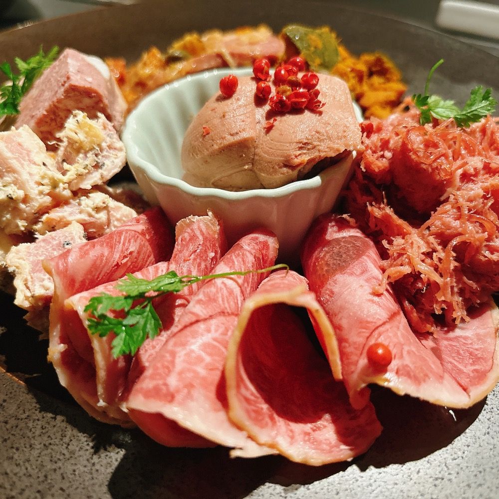 コンビーフ太郎