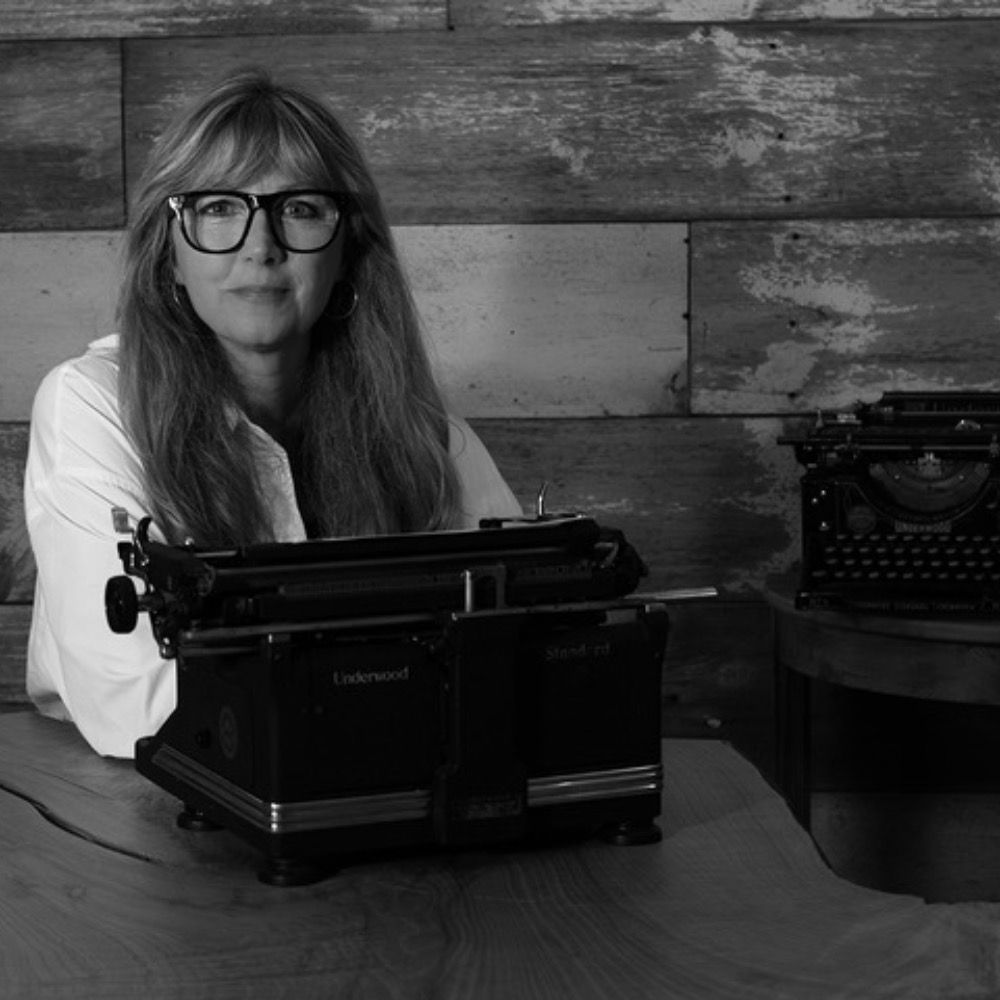Kelly Crowe