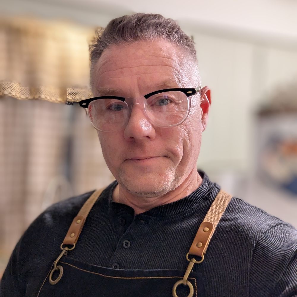 Dr. Mikkel Storaasli