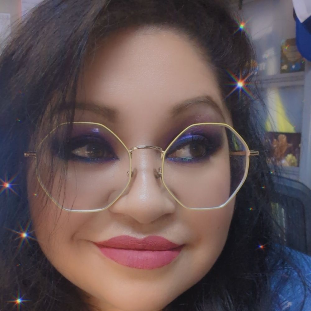 LizzieBoredom💛👩🏽‍🏫🤓