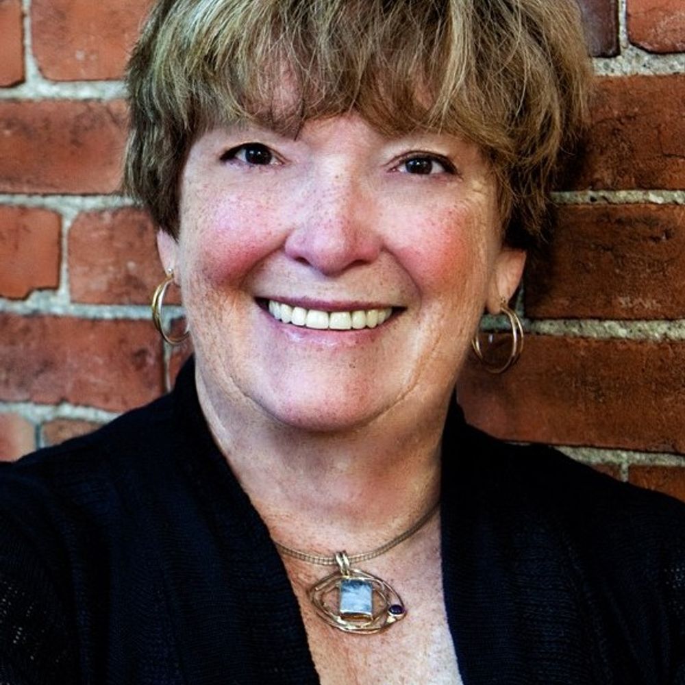 Claudia Shelton Author