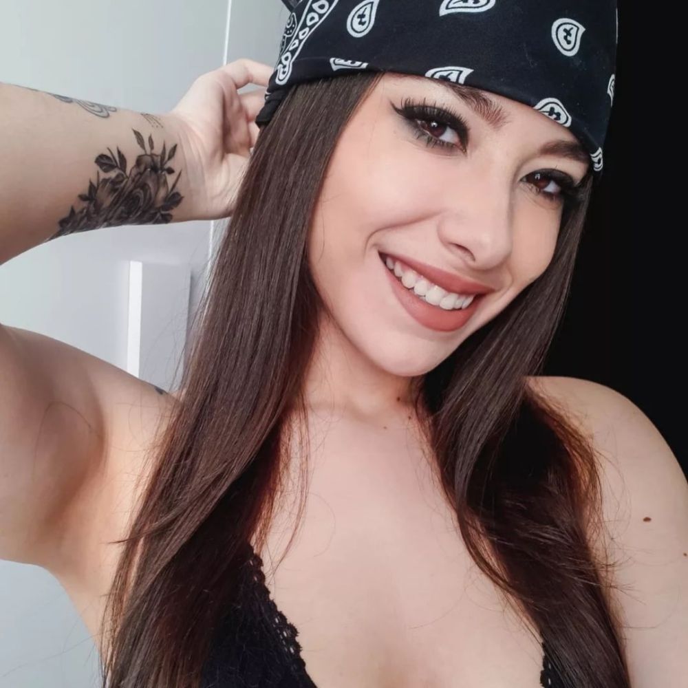 Julia Corzo 