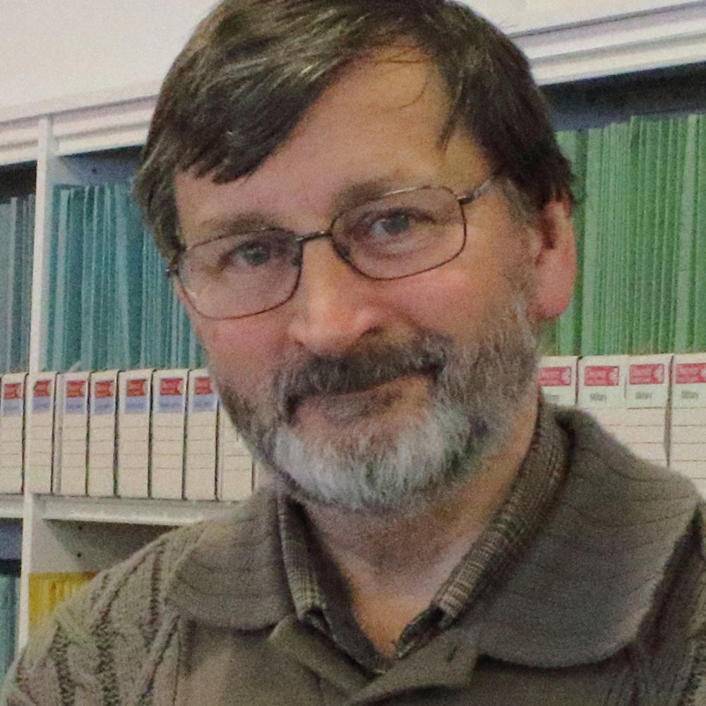Daniel M Turner